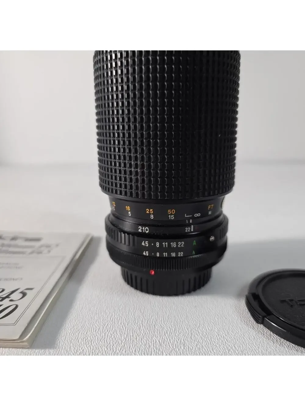 Tokina RMC EMZ 70-210mm f/4.5 Manual Zoom Telephoto Lens W/Caps & Manual